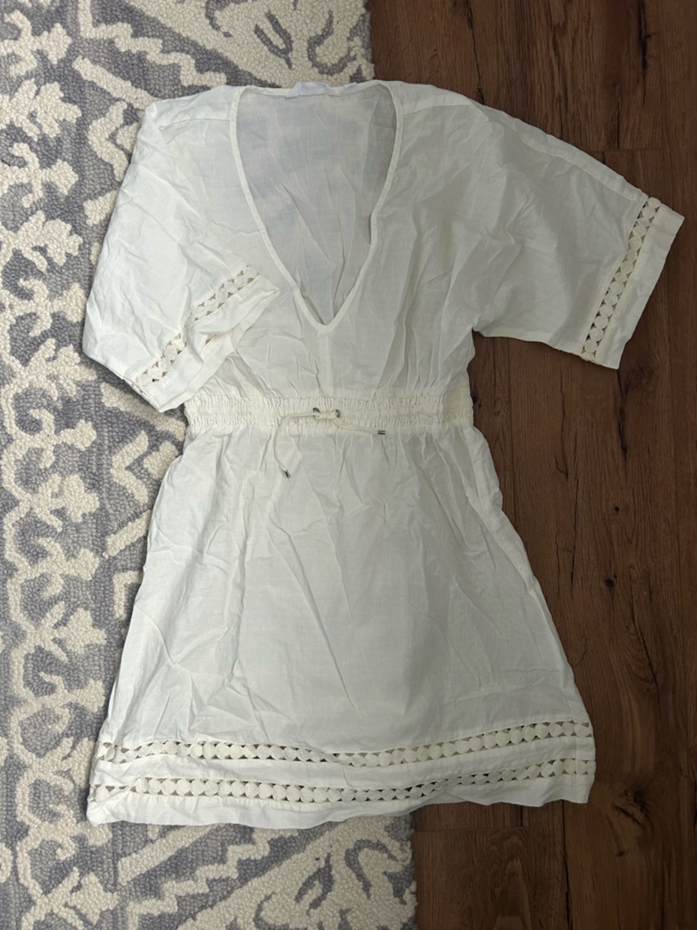 Athleta White V-Neck Crochet Trim Tunic Dress Swim Coverup size XS